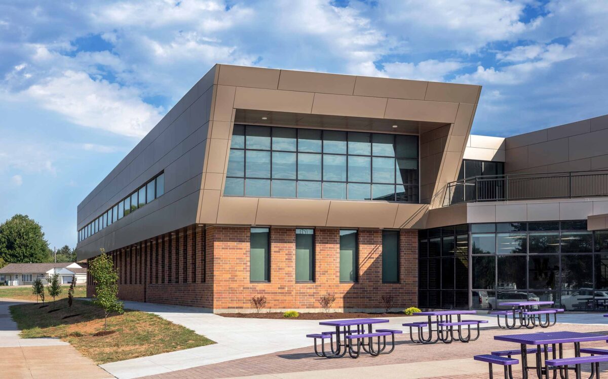 Muscatine HS Science Building Exterior